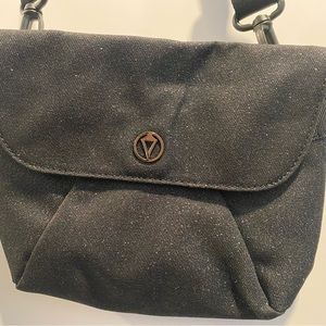 Lululemon small shoulder purse